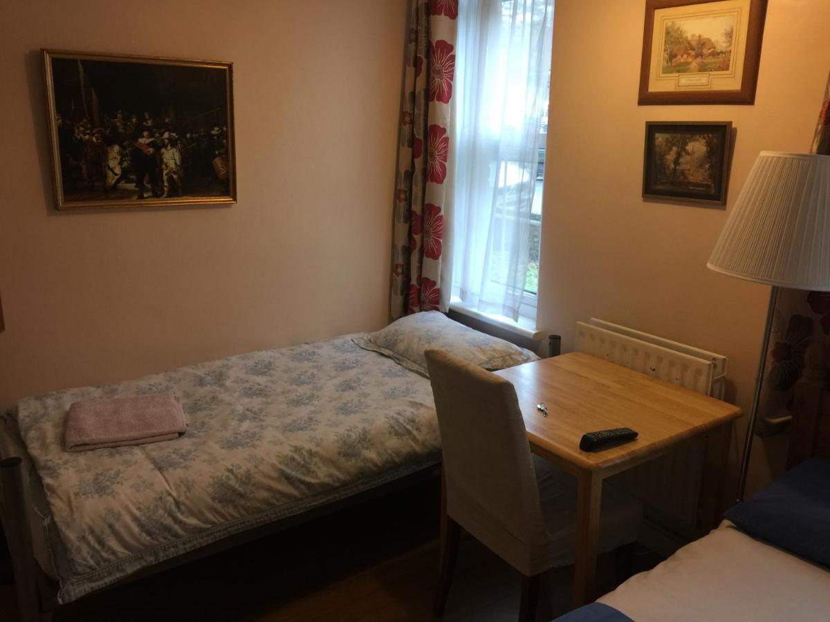 Central Greenwich Guest Rooms Londra Exterior foto